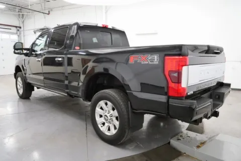 More photos of 2017 Ford F-250SD Platinum at Chillicothe Truck, OH