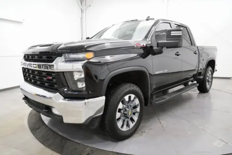 Another view of 2021 Chevrolet Silverado 2500HD LT for sale in Chillicothe, OH at Chillicothe Truck