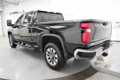 More photos of 2021 Chevrolet Silverado 2500HD LT at Chillicothe Truck, OH