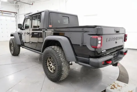 More photos of 2020 Jeep Gladiator Rubicon at Chillicothe Truck, OH