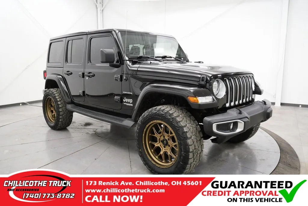 Black 2021 Jeep Wrangler Unlimited Sahara for sale in Chillicothe, OH