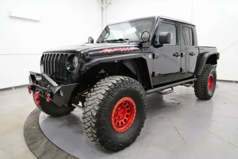 Another view of 2020 Jeep Gladiator Sport for sale in Chillicothe, OH at Chillicothe Truck