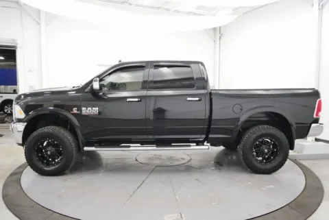 More photos of 2018 Ram 2500 Laramie at Chillicothe Truck, OH