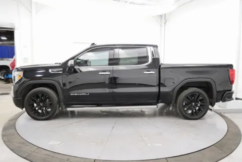 More photos of 2021 GMC Sierra 1500 Denali at Chillicothe Truck, OH