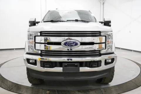 Photos of 2018 Ford F-250SD Lariat for sale in Chillicothe, OH at Chillicothe Truck