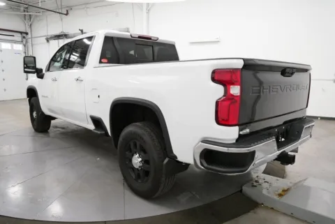 More photos of 2020 Chevrolet Silverado 2500HD LTZ at Chillicothe Truck, OH