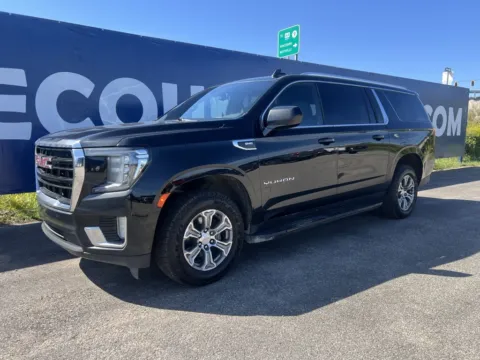 Another view of 2022 GMC Yukon XL SLE for sale in Chillicothe, OH at Chillicothe Truck