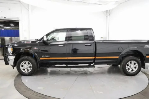 More photos of 2022 Ram 2500 Laramie at Chillicothe Truck, OH