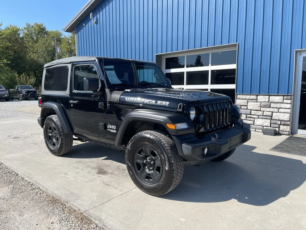 Black 2021 Jeep Wrangler Sport for sale in Chillicothe, OH