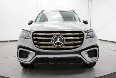 Photos of 2024 Mercedes-Benz GLS 580 for sale in Chillicothe, OH at Chillicothe Truck
