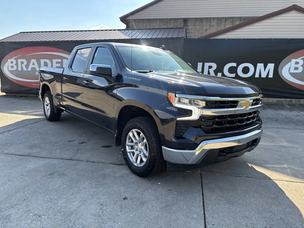Gray 2023 Chevrolet Silverado 1500 LT for sale in Chillicothe, OH