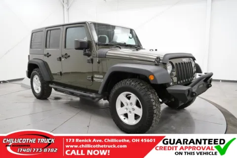 Green 2016 Jeep Wrangler Unlimited Sport for sale in Chillicothe, OH