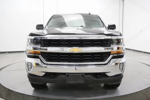 Photos of 2018 Chevrolet Silverado 1500 LT for sale in Chillicothe, OH at Chillicothe Truck