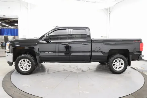 More photos of 2018 Chevrolet Silverado 1500 LT at Chillicothe Truck, OH