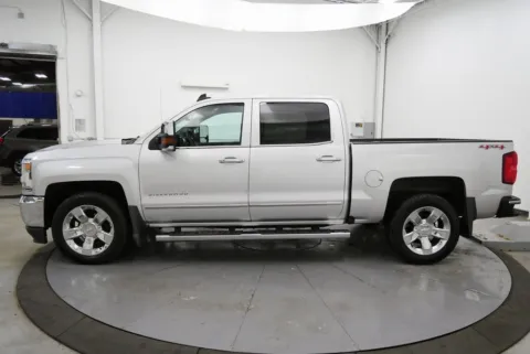 More photos of 2017 Chevrolet Silverado 1500 LTZ at Chillicothe Truck, OH