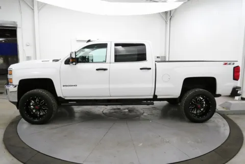 More photos of 2018 Chevrolet Silverado 2500HD LTZ at Chillicothe Truck, OH