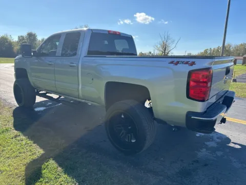 More photos of 2018 Chevrolet Silverado 1500 LT at Chillicothe Truck, OH