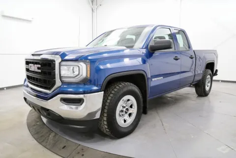 Another view of 2018 GMC Sierra 1500 for sale in Chillicothe, OH at Chillicothe Truck