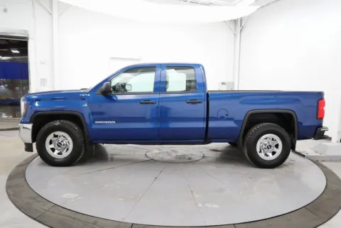 More photos of 2018 GMC Sierra 1500 at Chillicothe Truck, OH