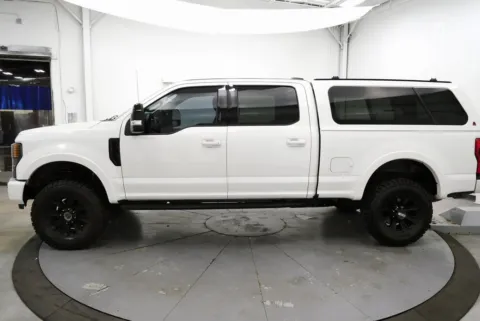 More photos of 2021 Ford F-250SD Lariat at Chillicothe Truck, OH