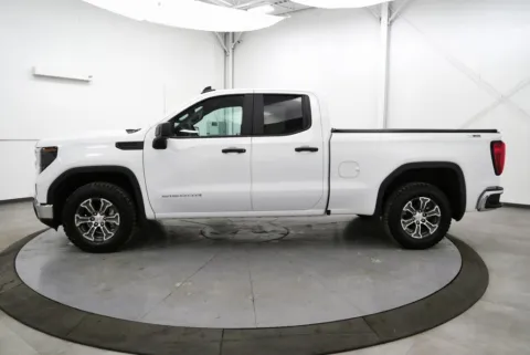 More photos of 2025 GMC Sierra 1500 Pro at Chillicothe Truck, OH