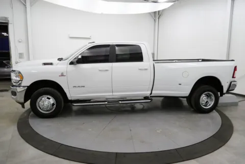 More photos of 2021 Ram 3500 Big Horn at Chillicothe Truck, OH