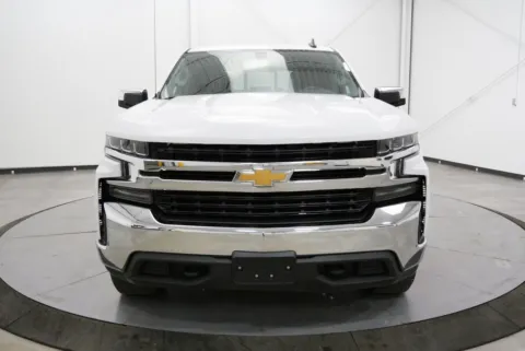 Photos of 2021 Chevrolet Silverado 1500 LT for sale in Chillicothe, OH at Chillicothe Truck