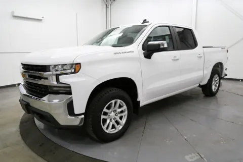 Another view of 2021 Chevrolet Silverado 1500 LT for sale in Chillicothe, OH at Chillicothe Truck