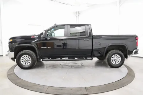 More photos of 2021 Chevrolet Silverado 2500HD LT at Chillicothe Truck, OH