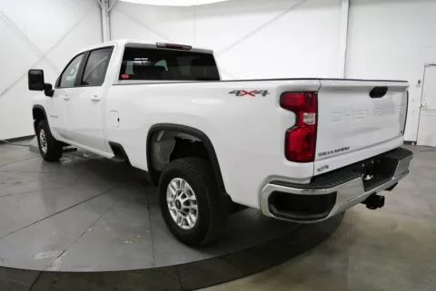 More photos of 2024 Chevrolet Silverado 2500HD LT at Chillicothe Truck, OH