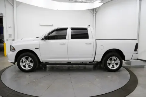 More photos of 2018 Ram 1500 Sport at Chillicothe Truck, OH