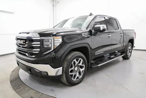 Another view of 2024 GMC Sierra 1500 SLT for sale in Chillicothe, OH at Chillicothe Truck