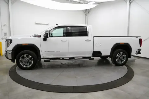 More photos of 2025 GMC Sierra 3500HD SLT at Chillicothe Truck, OH