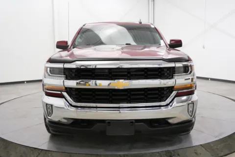Photos of 2017 Chevrolet Silverado 1500 LT for sale in Chillicothe, OH at Chillicothe Truck