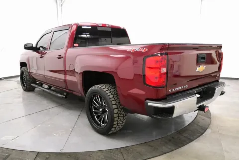 More photos of 2017 Chevrolet Silverado 1500 LT at Chillicothe Truck, OH