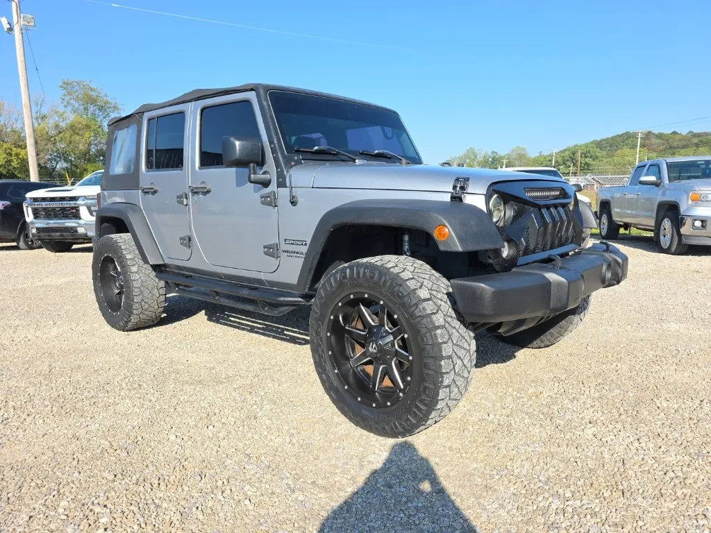 Silver 2015 Jeep Wrangler Unlimited Sport for sale in Chillicothe, OH