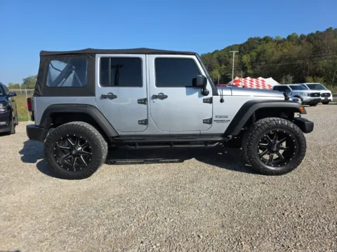 More photos of 2015 Jeep Wrangler Unlimited Sport at Chillicothe Truck, OH