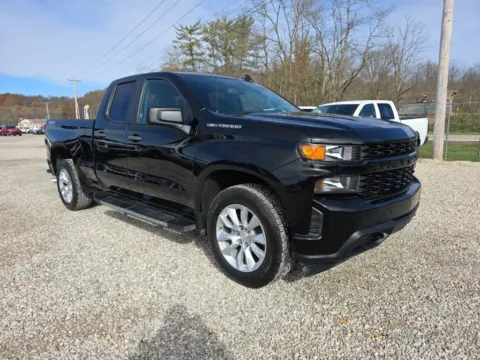 Black 2019 Chevrolet Silverado 1500 Custom for sale in Chillicothe, OH