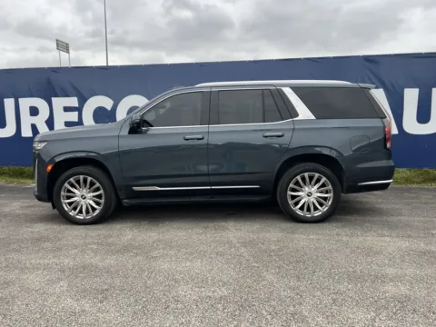 More photos of 2021 Cadillac Escalade Premium Luxury at Chillicothe Truck, OH
