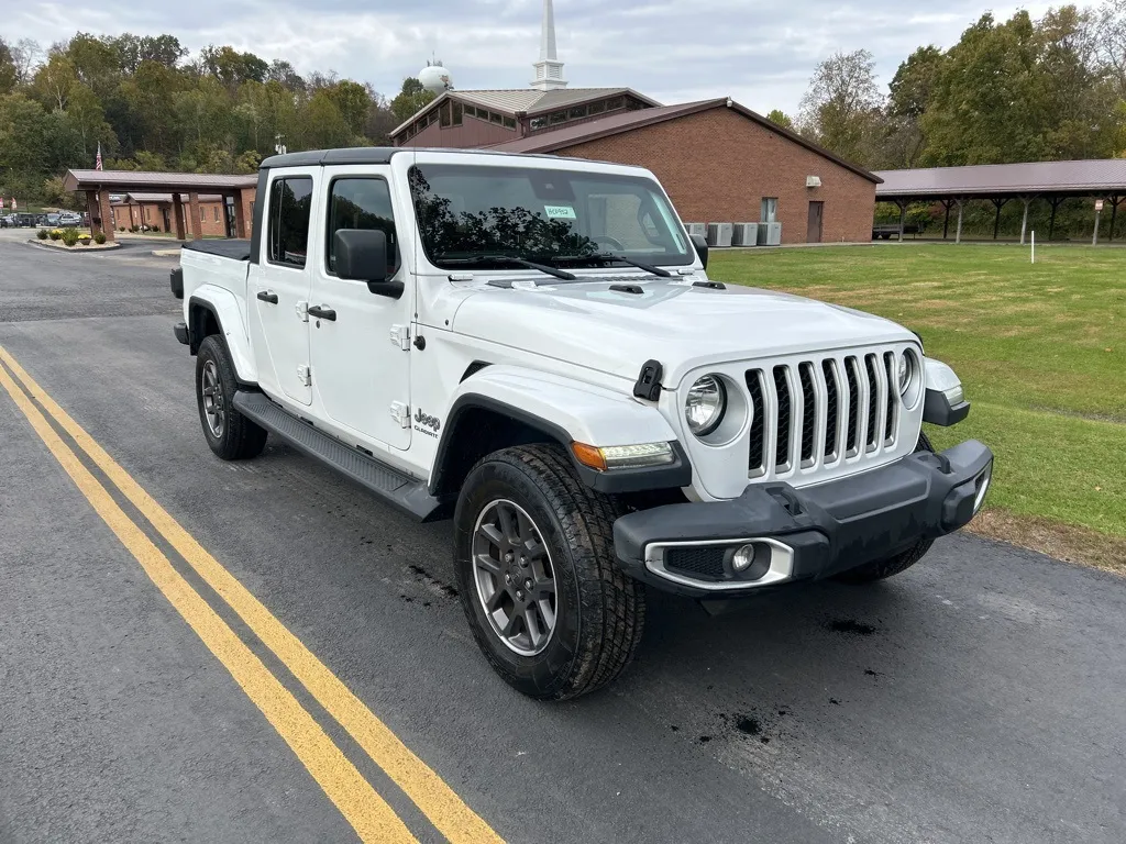 White 2020 Jeep Gladiator Overland for sale in Chillicothe, OH