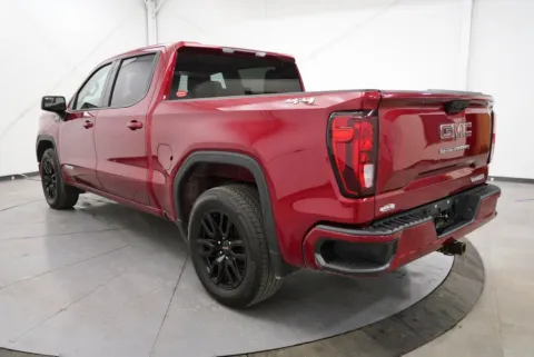 More photos of 2023 GMC Sierra 1500 Elevation at Chillicothe Truck, OH