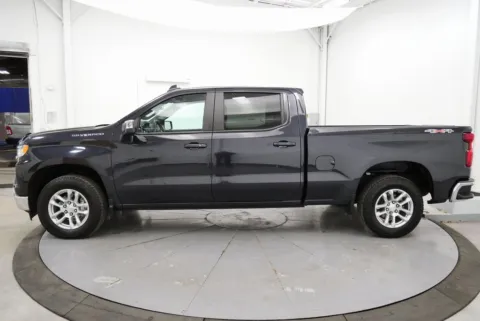 More photos of 2023 Chevrolet Silverado 1500 LT at Chillicothe Truck, OH