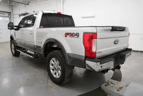 More photos of 2018 Ford F-250SD Lariat at Chillicothe Truck, OH