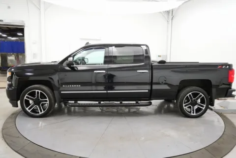 More photos of 2018 Chevrolet Silverado 1500 LTZ at Chillicothe Truck, OH