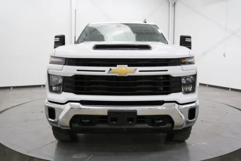 Photos of 2024 Chevrolet Silverado 2500HD Custom for sale in Chillicothe, OH at Chillicothe Truck