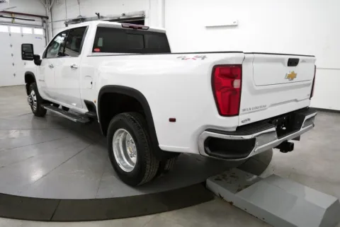 More photos of 2024 Chevrolet Silverado 3500HD LTZ at Chillicothe Truck, OH