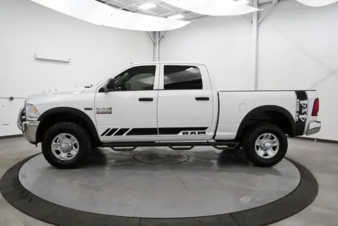 More photos of 2017 Ram 2500 Tradesman at Chillicothe Truck, OH