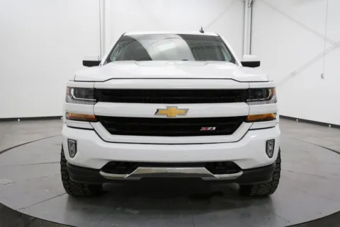 Photos of 2017 Chevrolet Silverado 1500 LT for sale in Chillicothe, OH at Chillicothe Truck