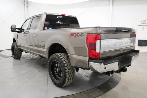 More photos of 2019 Ford F-250SD King Ranch at Chillicothe Truck, OH