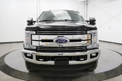 Photos of 2017 Ford F-250SD Lariat for sale in Chillicothe, OH at Chillicothe Truck
